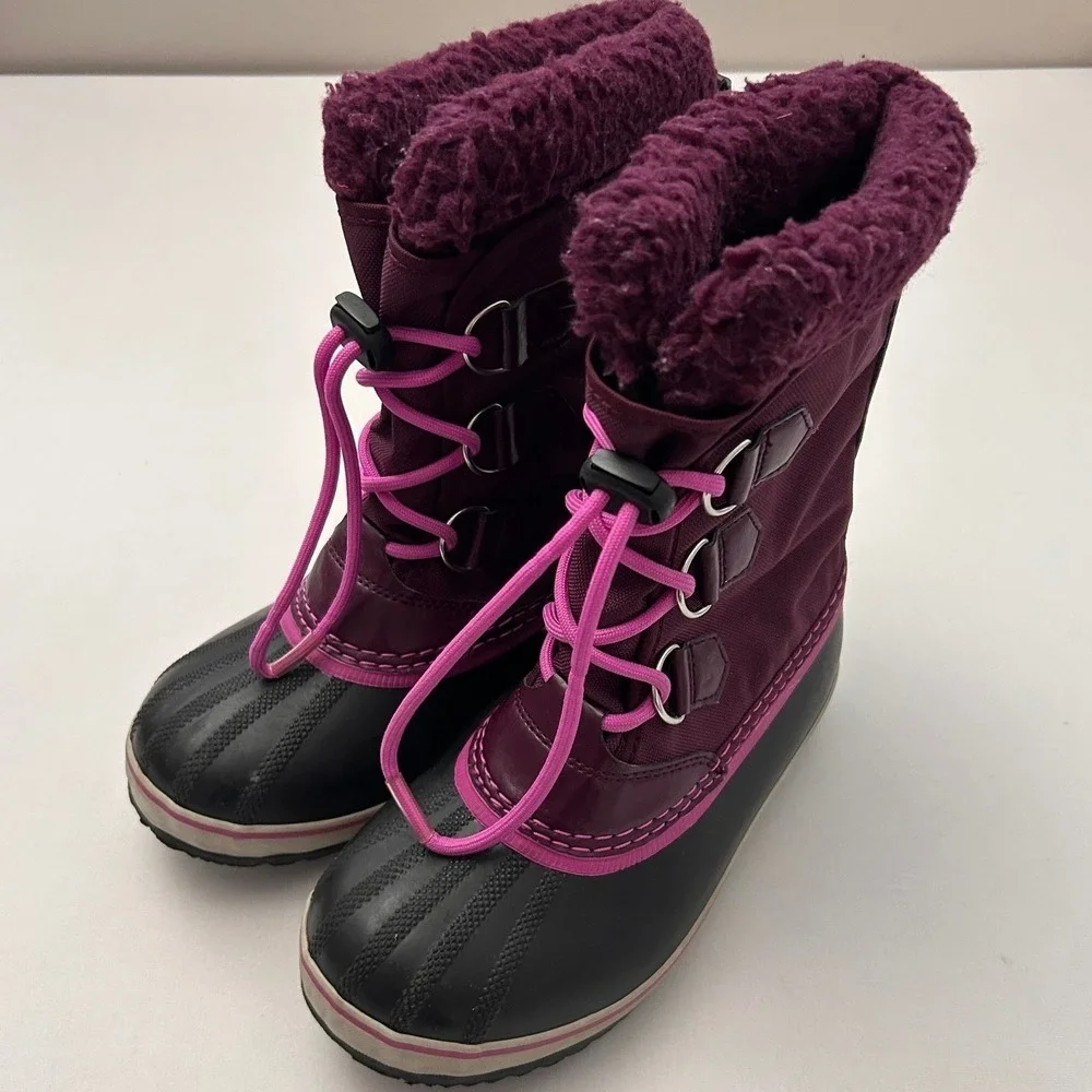 Sorel Snow Boots Girls Size 3 Purple Pink Waterproof‎ Fur Lined Lace-Up Winter